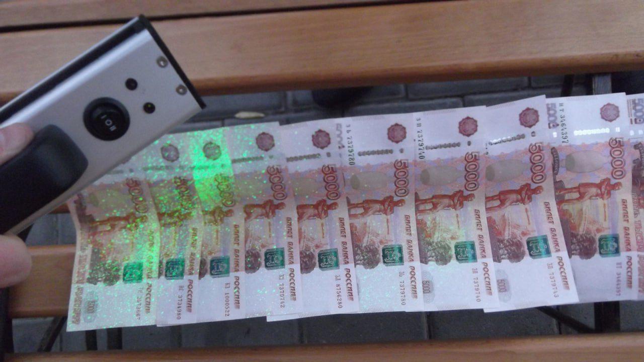 В Мурманске задержали 57-летнего северянина за крупную взятку сотруднику онкодиспансера